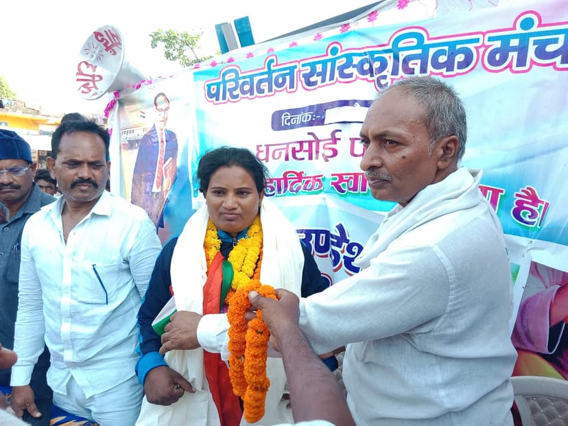 बेटियां बनीं आइकॉन